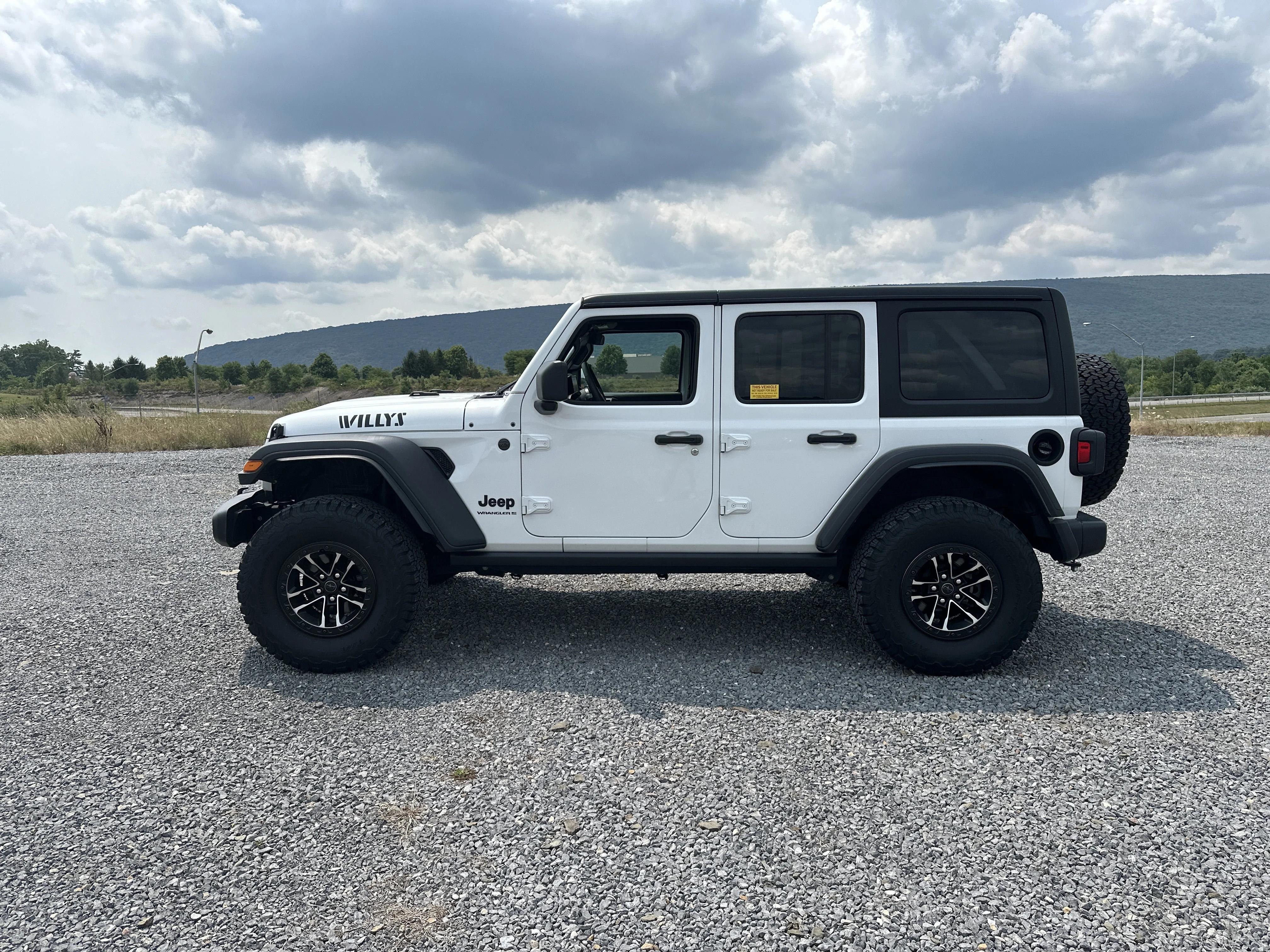 jeep wrangler 4-door 2025 1C4RJXDN4SW534797 image jeep wrangler 4-door 2025 1C4RJXDN4SW534797 image